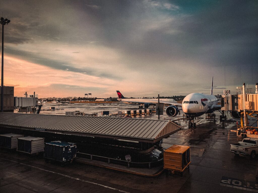 lga airport limousine