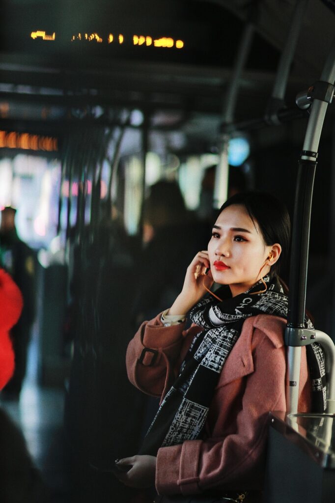 woman, passenger, bus, traveler, girl, female, person, fashion, beautiful, pretty, portrait, travel, beijing